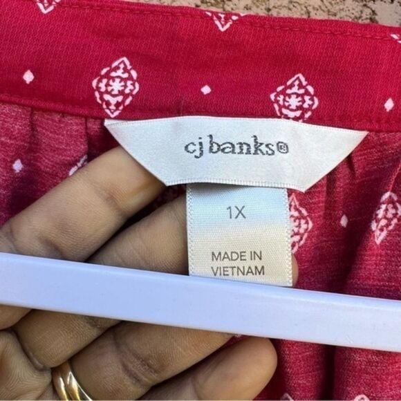 CJ Banks Shirt Womens 1X Red‎ Print Blouse Top Rayon Nylon Blend Casual Pullover - Picture 3 of 8